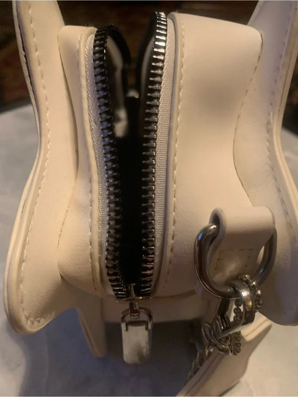 Star-Shaped Leather Crossbody Bag in White